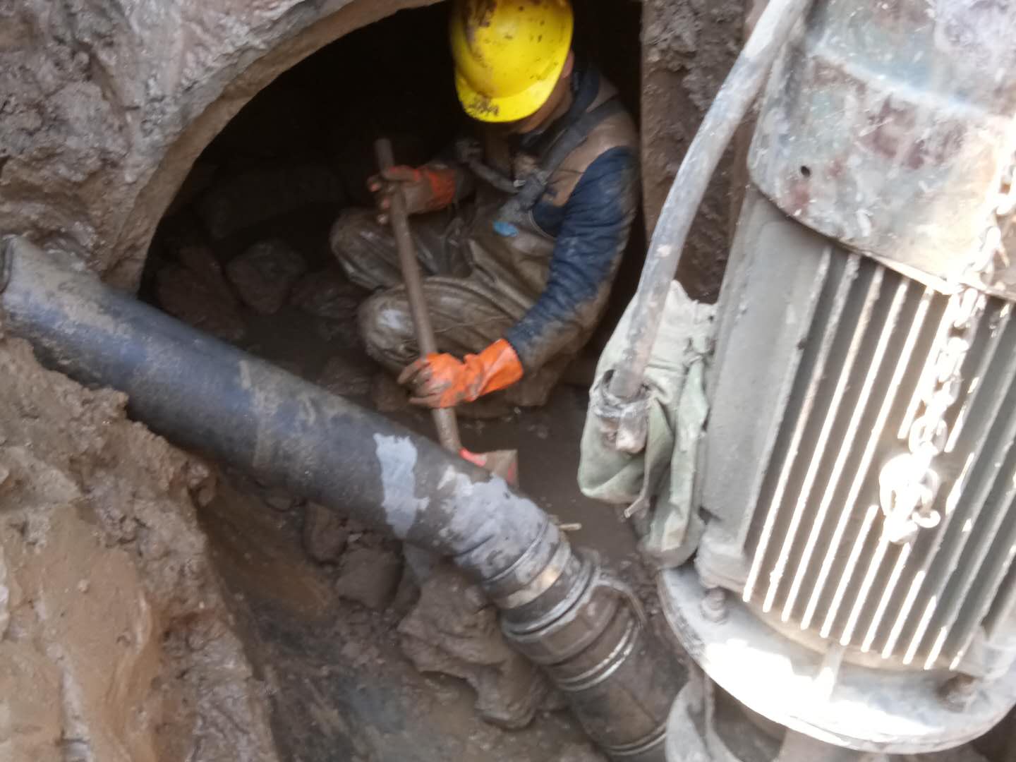 下花园管道清淤